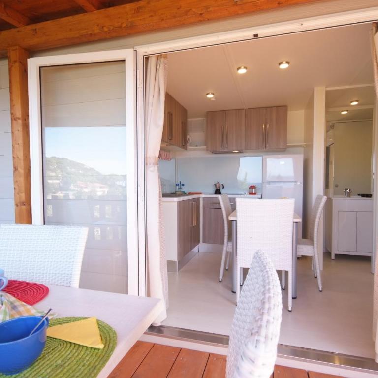 Camping Village Scaglieri - Chalet Superior - 1