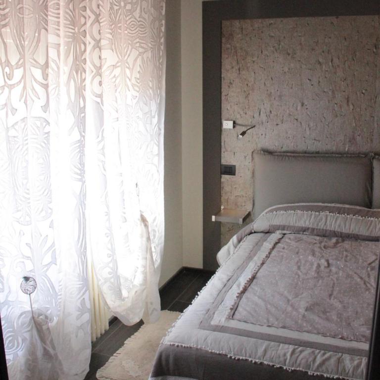 B&B Villa Mirella - Camera Matrimoniale con Bagno Privato - 4