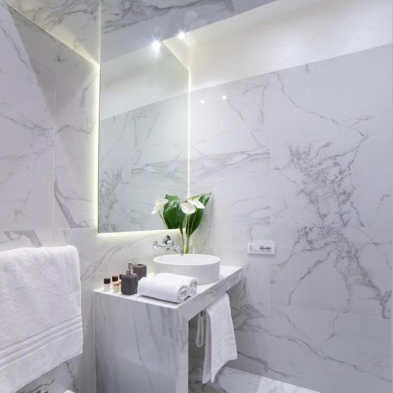 Grand Master Suites - Suite - 15