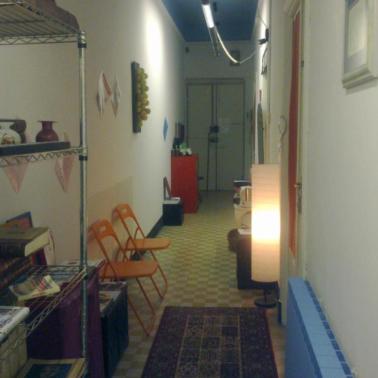 Guest House Erika - Camera Tripla con Bagno Privato - 4