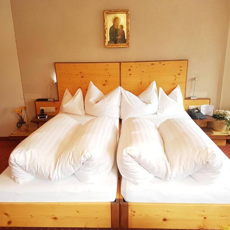 Hotel Ehrenreich - Deluxe Doppelzimmer - 8