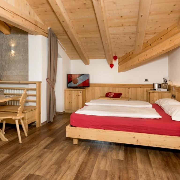 Hotel Garni Lastei - Camera King Deluxe - 7