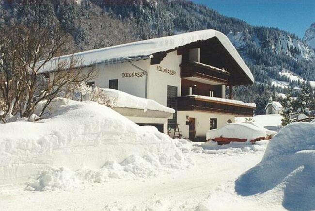 Haus Windegga - Double Room with Bath - 10
