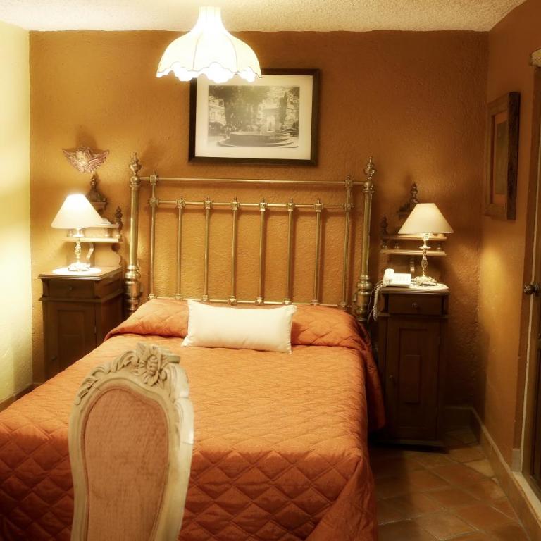El Meson de los Poetas - Standard Room - 5