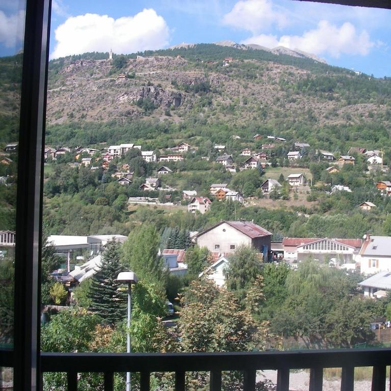 Hôtel De Paris - Chambre Quadruple (4 Adultes) - 3