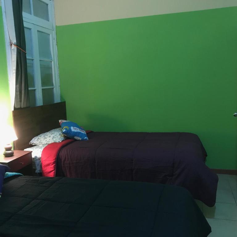 Hostal Tricontinental - Habitación Triple Básica con baño compartido - 8