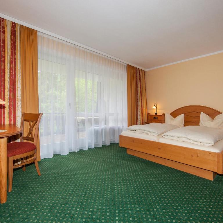 Gästehaus Lärchenhang mit Hallenbad & Sauna - Standard Doppelzimmer - 2