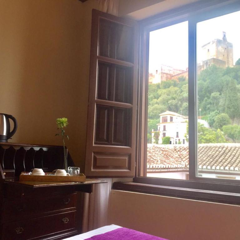 Palacio de Santa Inés - Double or Twin Room with Alhambra Views - 10