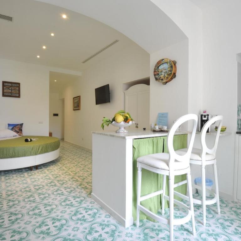 Surriento Suites - Junior Suite con Vista Mare - 11