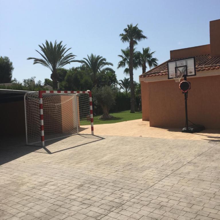 Chalet Beach and Golf Santa Pola Alicante Jupalca - Casa de 5 dormitorios - 72