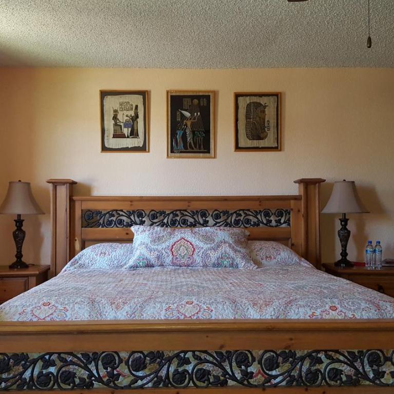 Playa Hermosa Inn at the beach - Deluxe King Room - 3