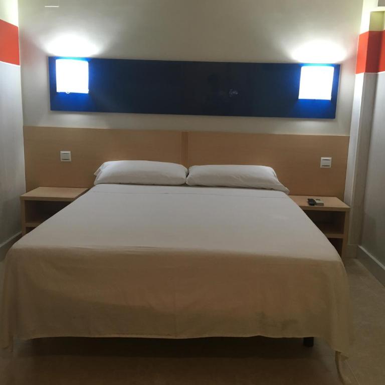 Hostal Ducal - Habitación Doble - 1 o 2 camas - 3