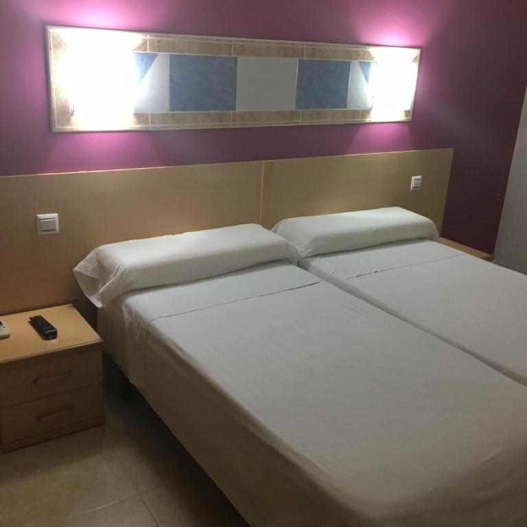 Hostal Ducal - Habitación Doble Básica - 2