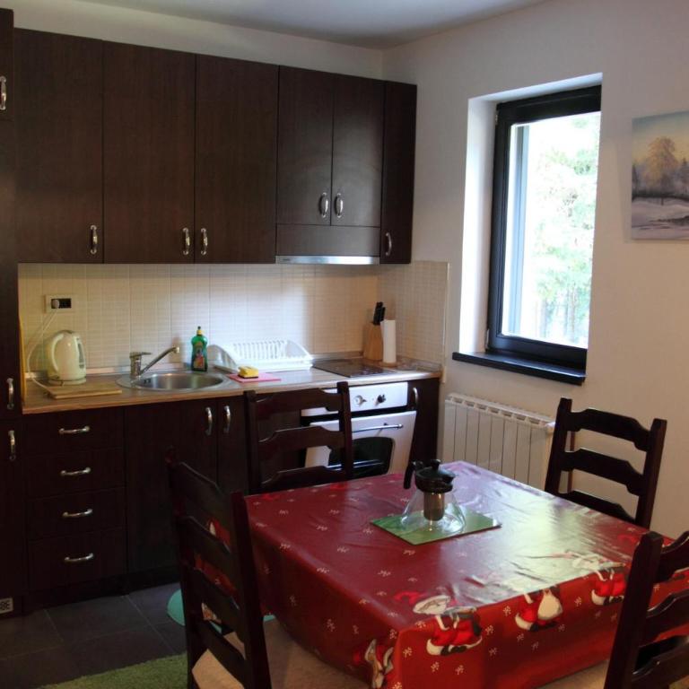 Villa Pahuljica - Three-Bedroom Apartment - 5