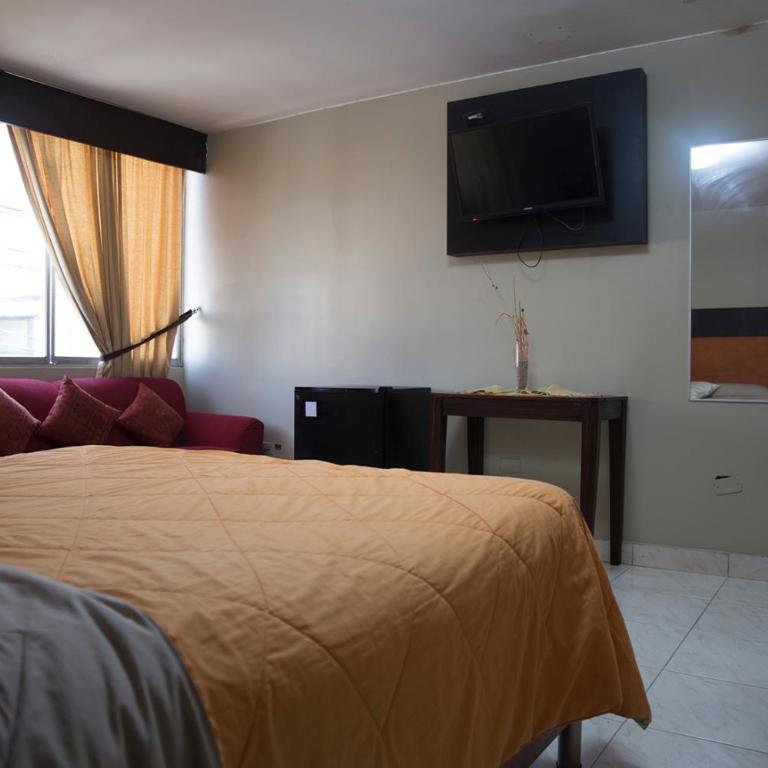 Tropical Inn Hotel - Double Room - 2
