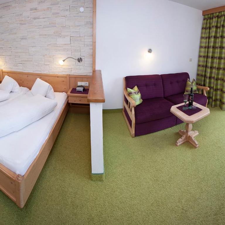 Ferienhaus Auer - Doppelzimmer mit Bergblick - 2