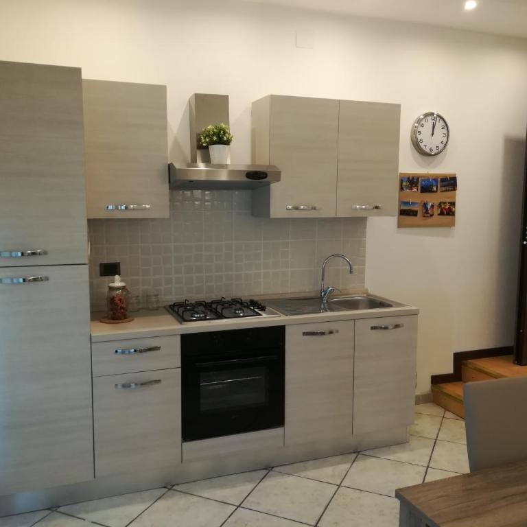 Luxurious Street Apartments - One-Bedroom Apartment - 9