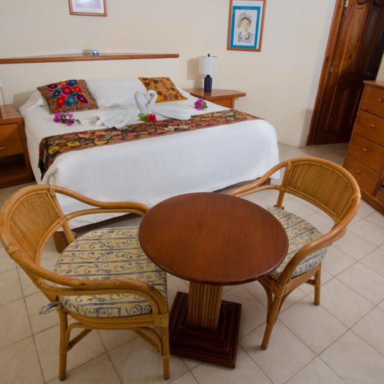 Hotel La Joya Isla Mujeres - King Suite - 1