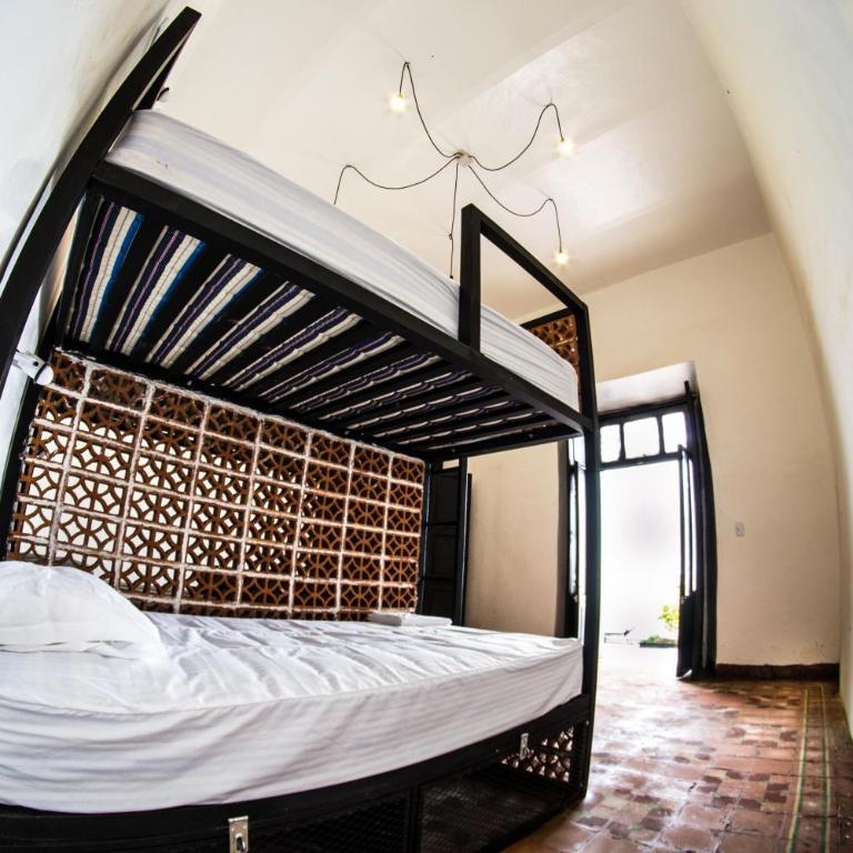 Gente de Más Bnb - Cama en habitación femenina compartida de 4 camas - 5