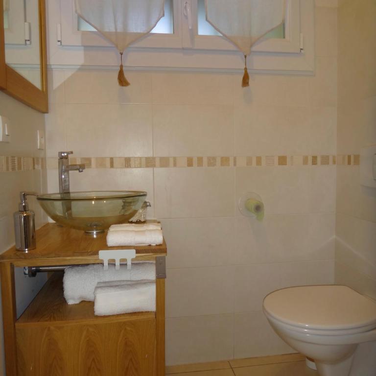 Villa Andernos - Vierbettzimmer mit Poolview - 14