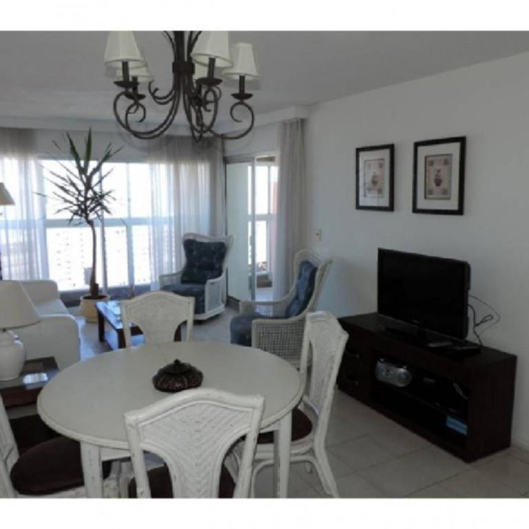 Edificio Long Beach - Apartamento con vistas a la piscina - 24