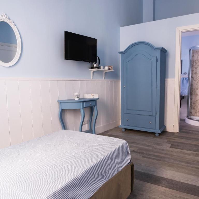 Dimora Partenopea - Twin Room with Private Bathroom - 4