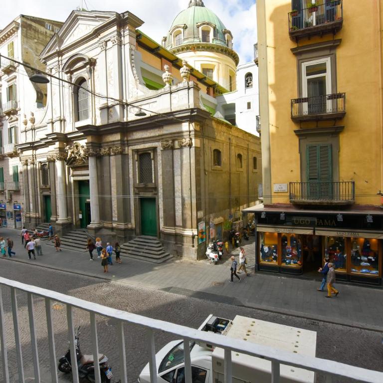 Domus Borbonica - Appartamento con 4 Camere da Letto - 2
