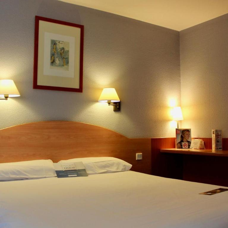 Kyriad Bourges Sud - Chambre Double - 1