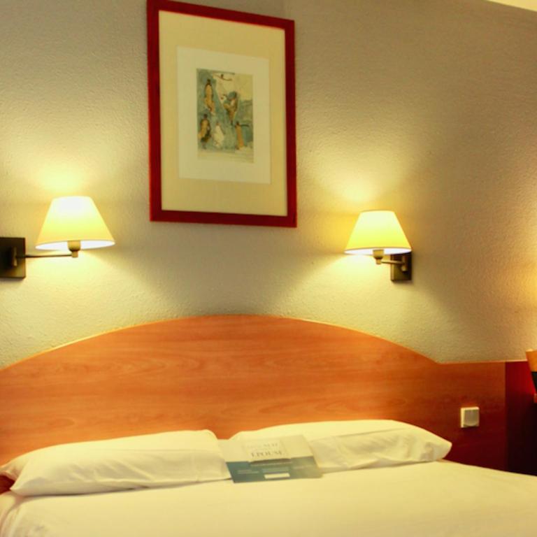 Kyriad Bourges Sud - Chambre Double - 2