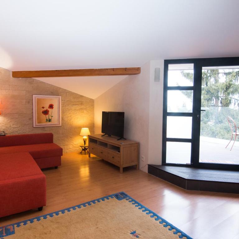 Chalet de TARA - Grand appartement esprit chalet - piscine chauffée - Genève - Appartement Deluxe - 15