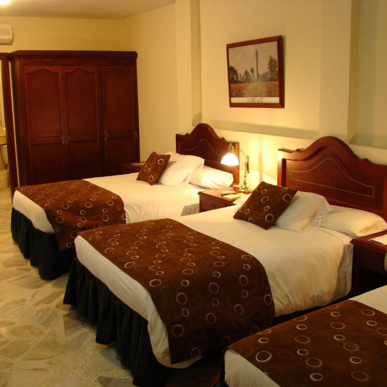 Hotel San Fernando Real - Standard Triple Room - 10