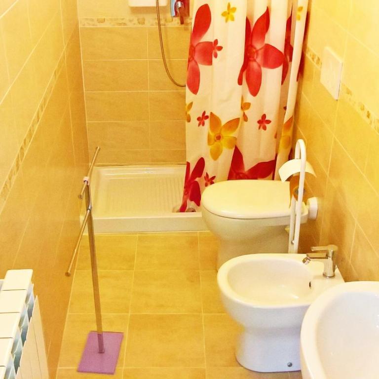 Lucrae' - Camera Matrimoniale con Bagno Privato - 3