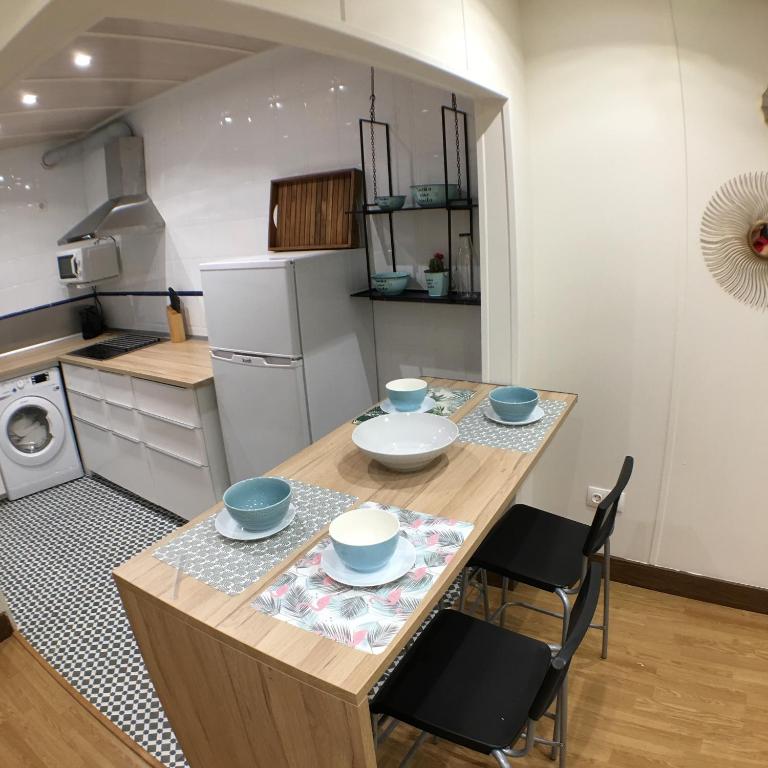 Apto El Clavo-CON PARKING GRATIS - Apartamento de 1 dormitorio - 62