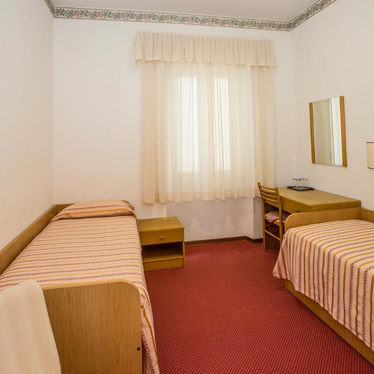Hotel Lido - Camera Quadrupla Premium - 1