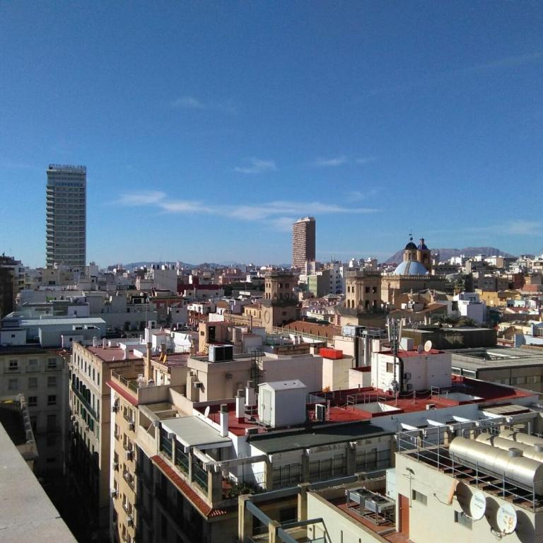 BEACH, CITY CENTER AND ENTERTAINMENT - Standard Apartment - 36