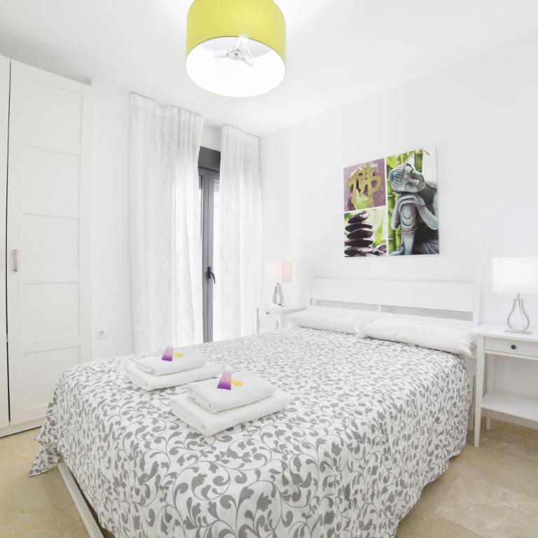 Apartamentos Salamanca - Two-Bedroom Apartment with Balcony -B2A - 4