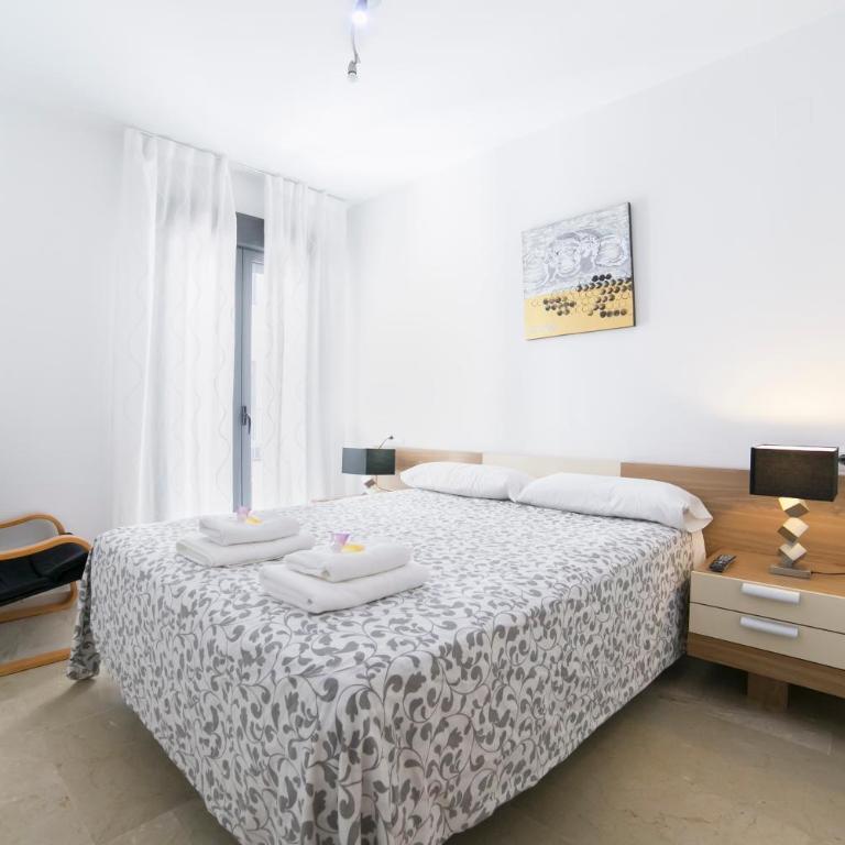 Apartamentos Salamanca - Two-Bedroom Apartment with Balcony -B2A - 6