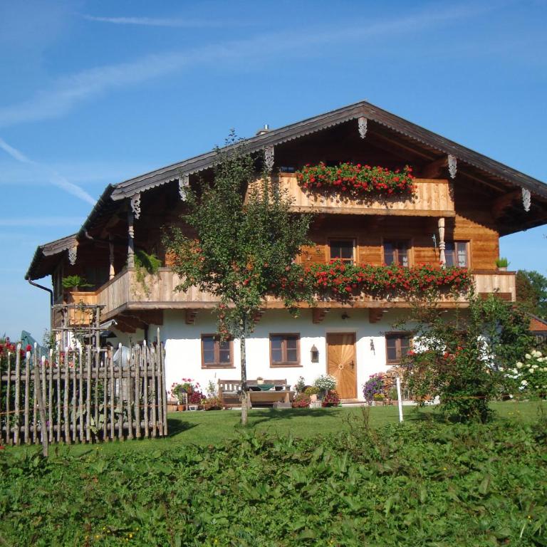 Ferienwohnung Regina Holzner - Apartment mit Blick auf die Berge - 6