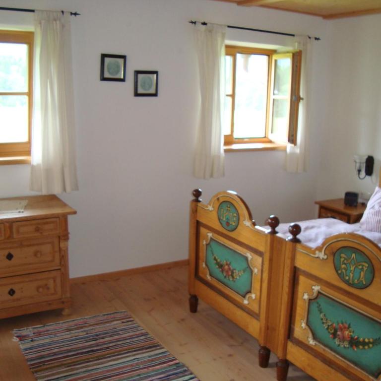 Ferienwohnung Regina Holzner - Apartment mit Blick auf die Berge - 34