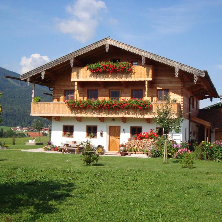 Ferienwohnung Regina Holzner - Apartment mit Blick auf die Berge - 13