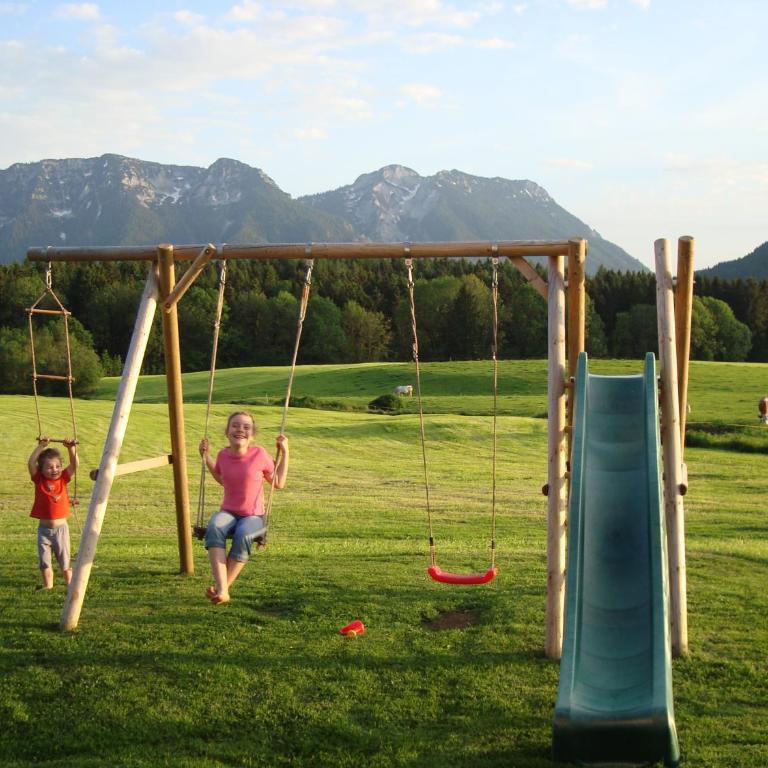 Ferienwohnung Regina Holzner - Apartment mit Blick auf die Berge - 38