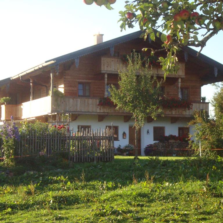 Ferienwohnung Regina Holzner - Apartment mit Blick auf die Berge - 14