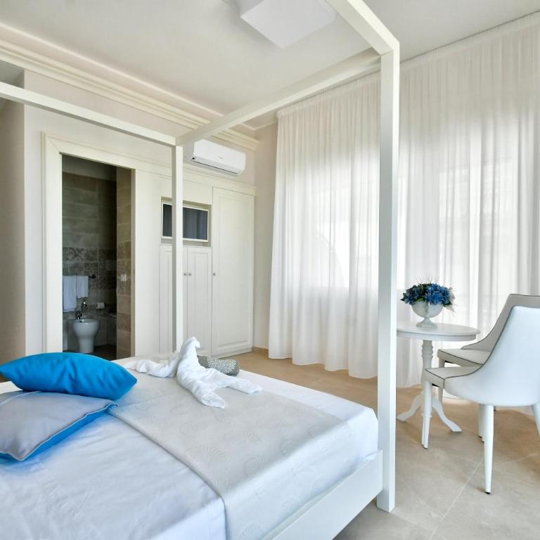 B&b Lungomare Otranto - Camera Matrimoniale Deluxe con Balcone e Vista Mare - 3