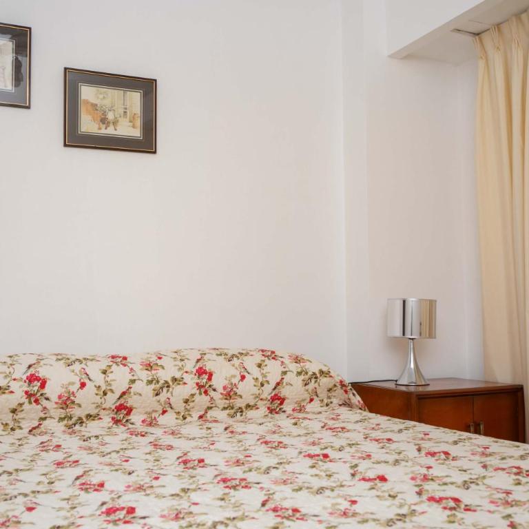 3 o 4 PERSONAS A 150 Mts SANATORIO ALLENDE - Apartamento de 1 dormitorio - 8