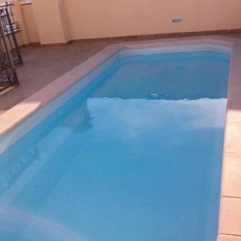 Ático con piscina privada en el corazón de Nerja! - Casa - 25