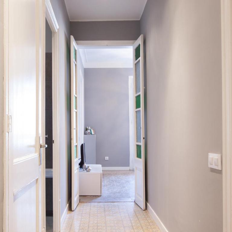 Enjoy Apartments Sofia - Three-Bedroom Apartment with Balcony - 11