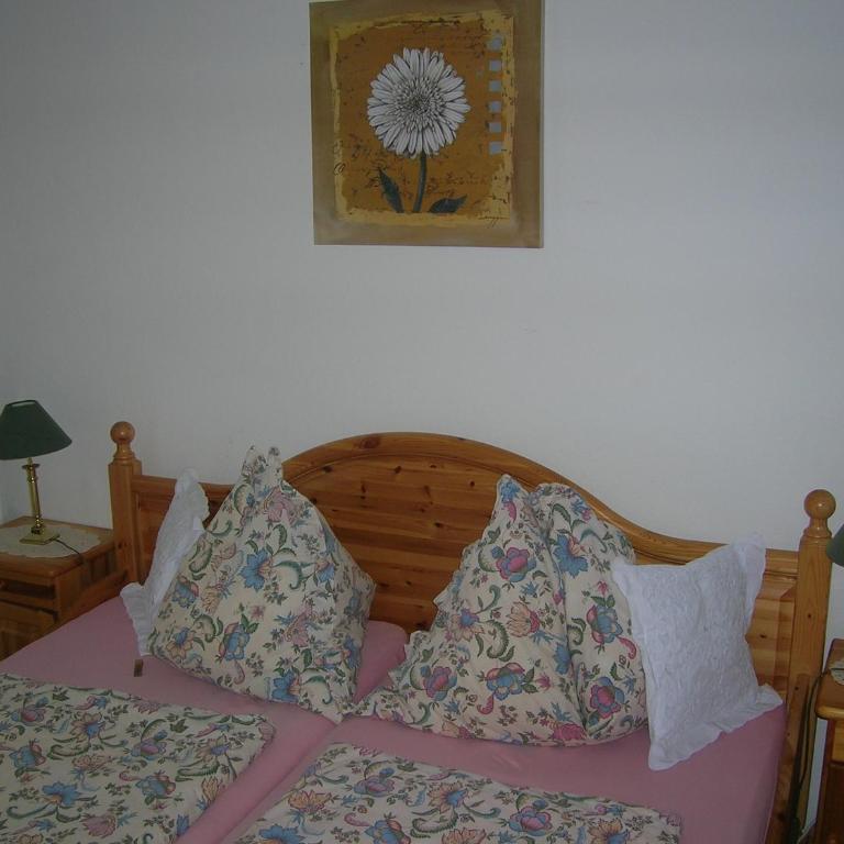 Gästehaus Schleich - Doppelzimmer mit Balkon - 3
