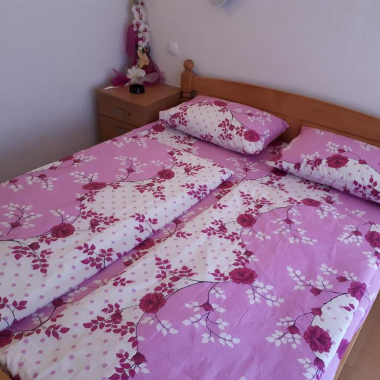 Villa Vežić - Classic Quadruple Room - 12