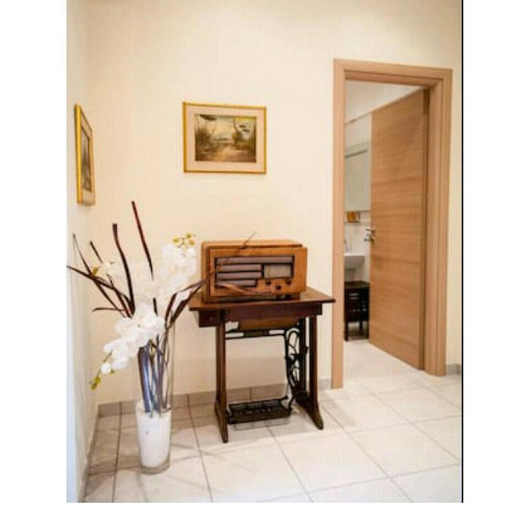 Domus Ines Roma San pietro - Two-Bedroom Apartment - 10