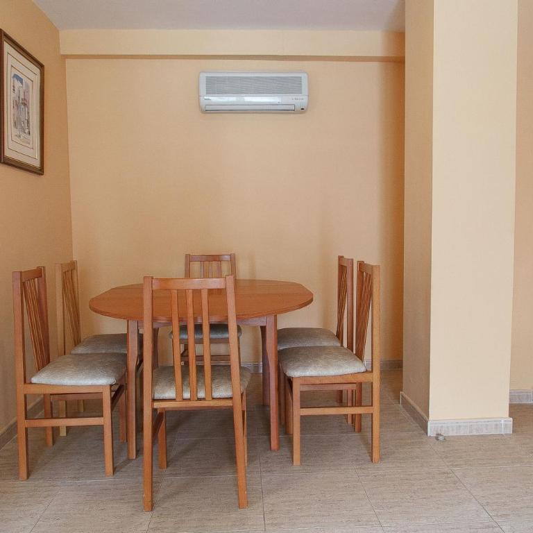UHC Larimar Family Complex - Apartamento con 3 dormitorios y vistas a la piscina - 5